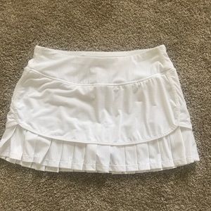 ATHLETA Women’s Pleated Skort/ Skirt SMALL White